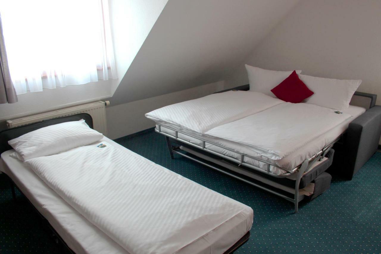 Hotel Gasthof Adler Ulm Exterior photo